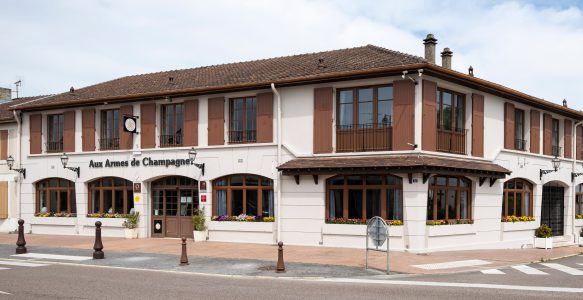 AUX ARMES DE CHAMPAGNE